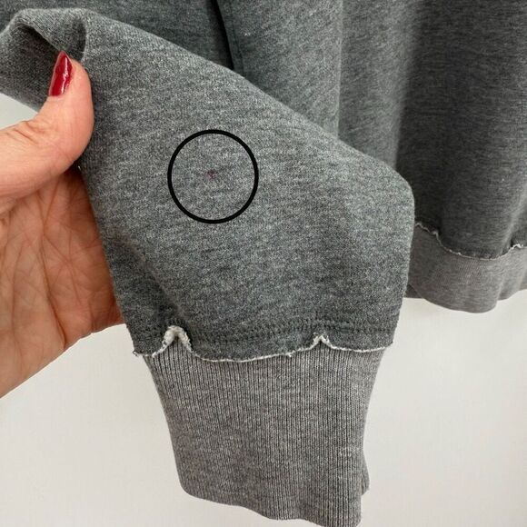 Harry Potter Universal Studios Gryffindor Patched Crewneck Sweatshirt Unisex Med - Picture 4 of 7